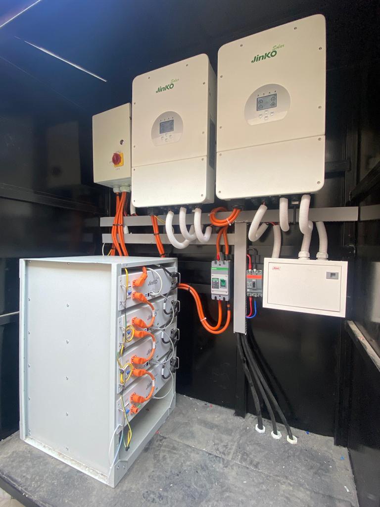 Dadu 6kWp and 19.2kWh Storage